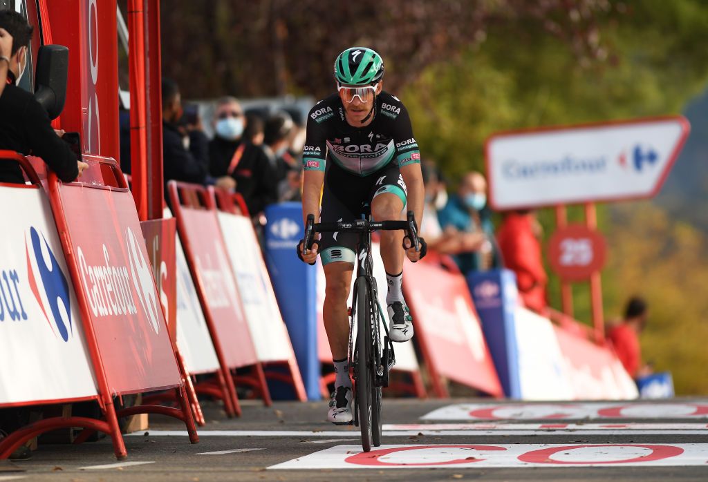 SABIANIGO SPAIN OCTOBER 24 Arrival Felix Grobschartner of Austria and Team BORA Hansgrohe during the 75th Tour of Spain 2020 Stage 5 a 1844km Huesca to Sabinigo 835m lavuelta LaVuelta20 La Vuelta on October 24 2020 in Sabinigo Spain Photo by David RamosGetty Images