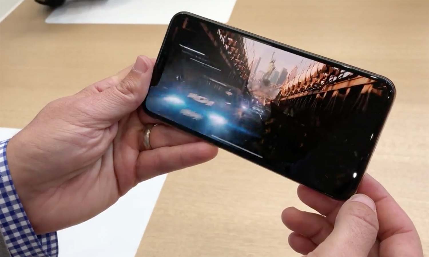 iPhone XS and its 5.8-inch screen (Credit: Tom's Guide)