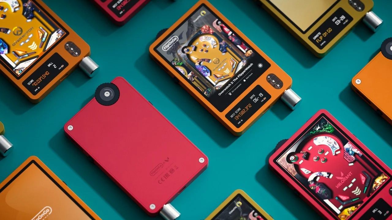 FlipOnGo pinball handheld concept