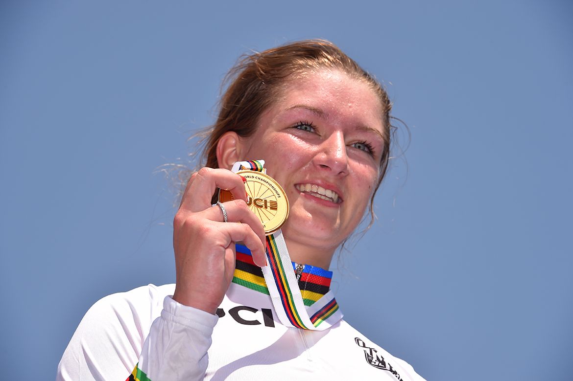 Karlijn Swinkels (Netherlands)