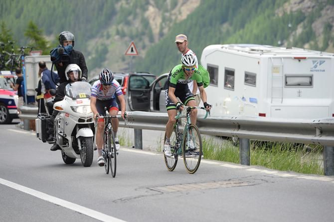 Mathias Frank (IAM Cycling) and Bauke Mollema (Belkin) try to close the gap to Rui Costa (Lampre-Merida) on the final climb