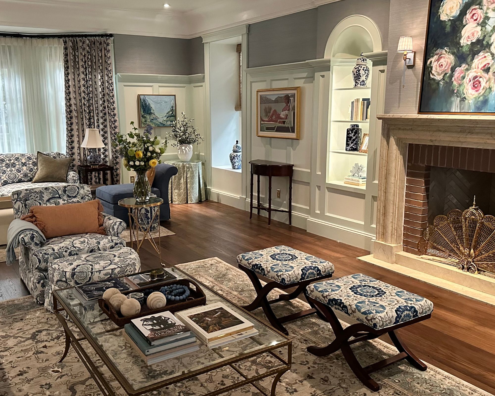 inside elle's house on new Elle TV show