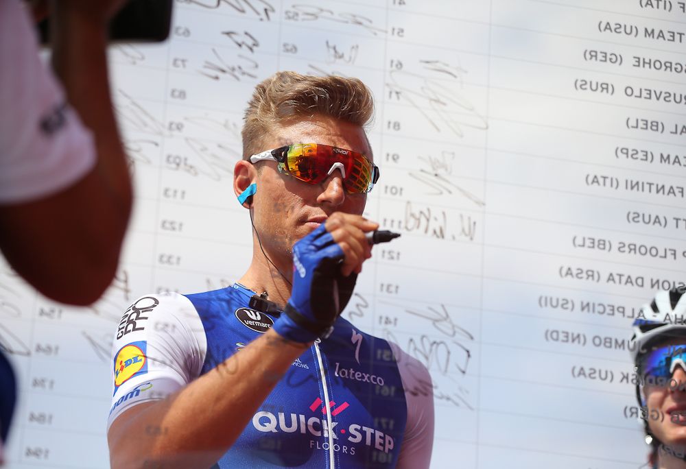 Marcel Kittel signs in for stage 1 at the Abu Dhabi Tour