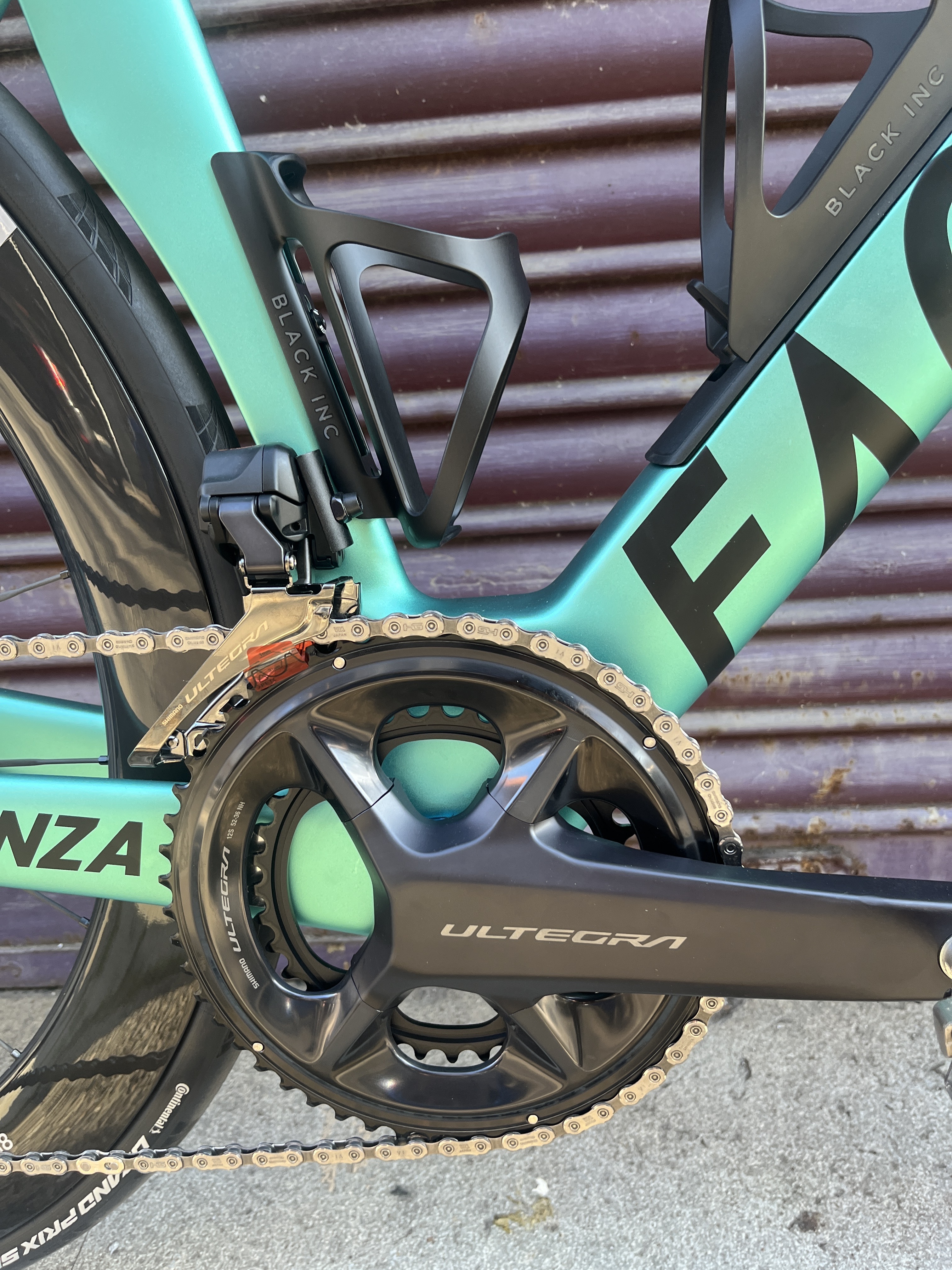 leaked images of the Factor Monza