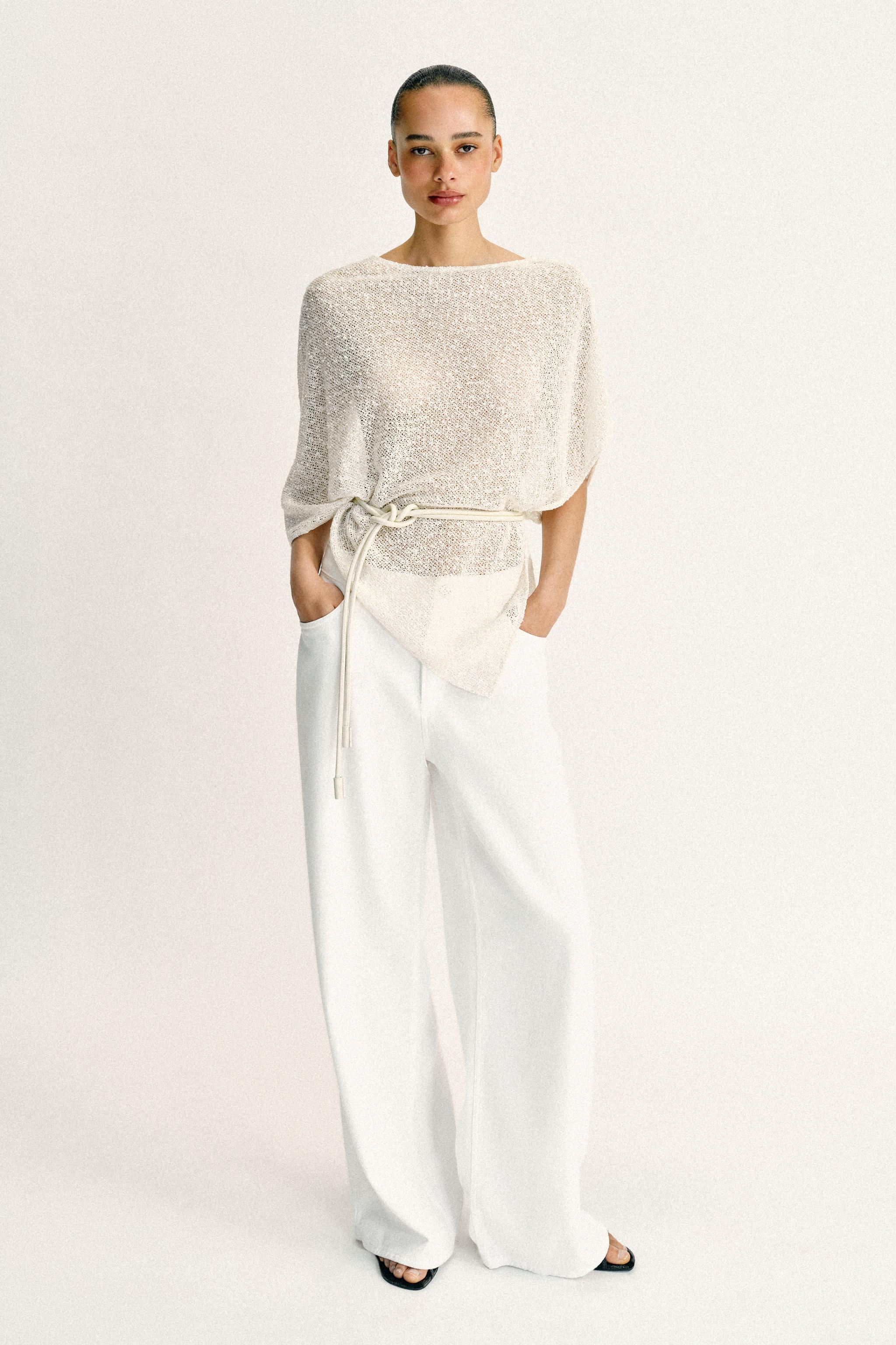 Asymmetric Metallic Thread Cape