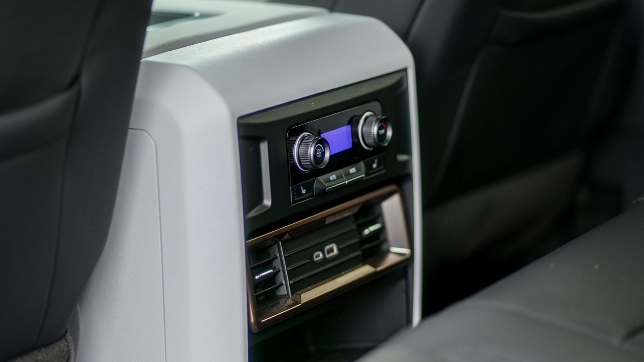 2025 GMC Hummer EV 3X SUV test drive.