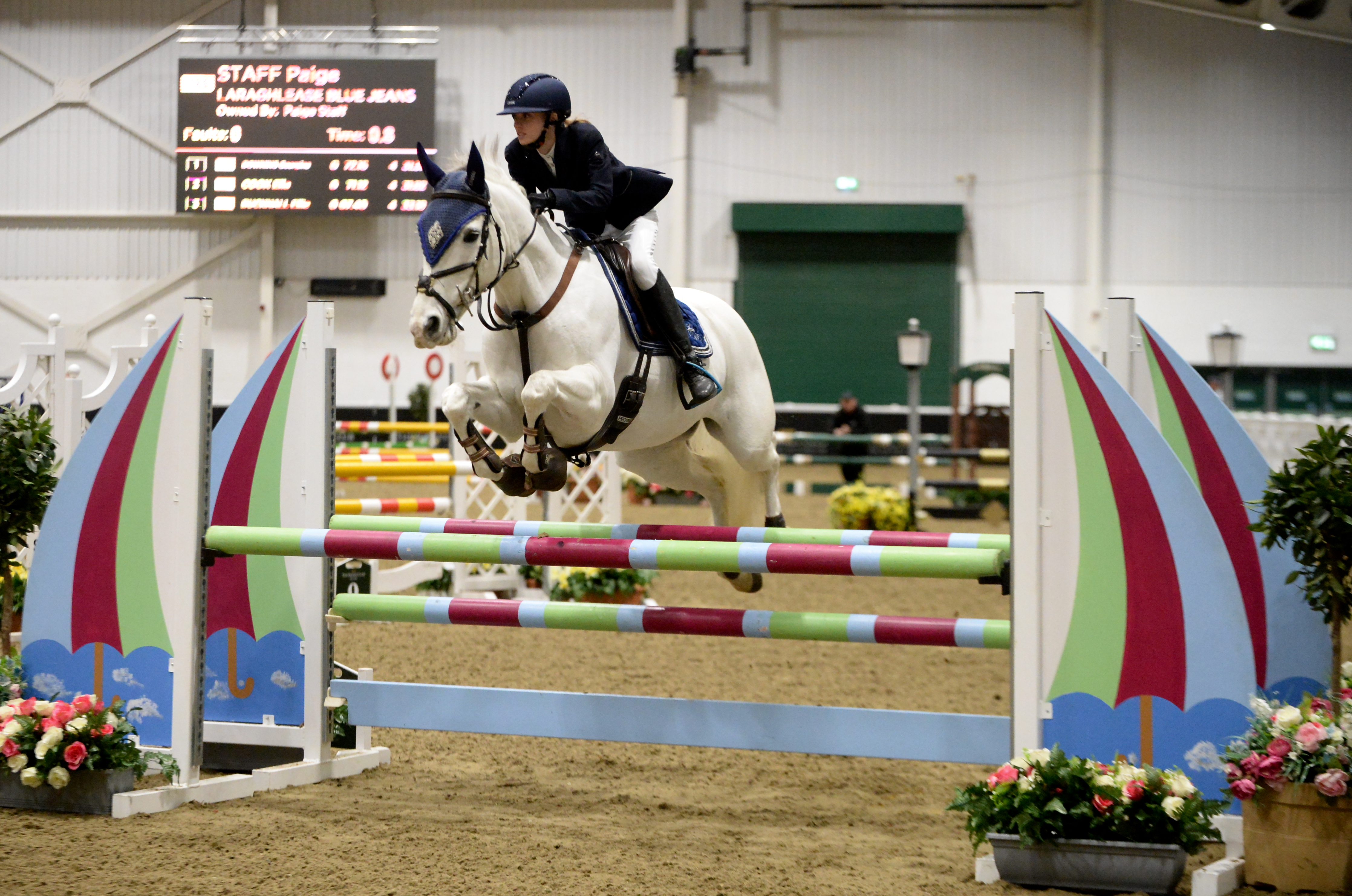 Paige Staff and Laraghlease Blue Jeans winning at the National Amateur and Veteran Championships at Aintree