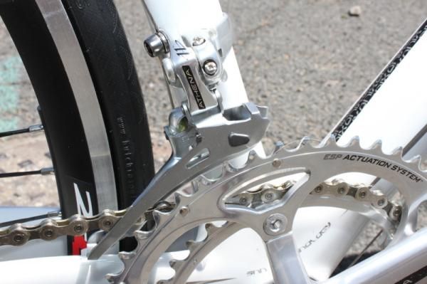 The steel cage of the Athena promotes snappy shifts while the plastic guides keep things quiet