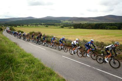 Tour of Britain peloton