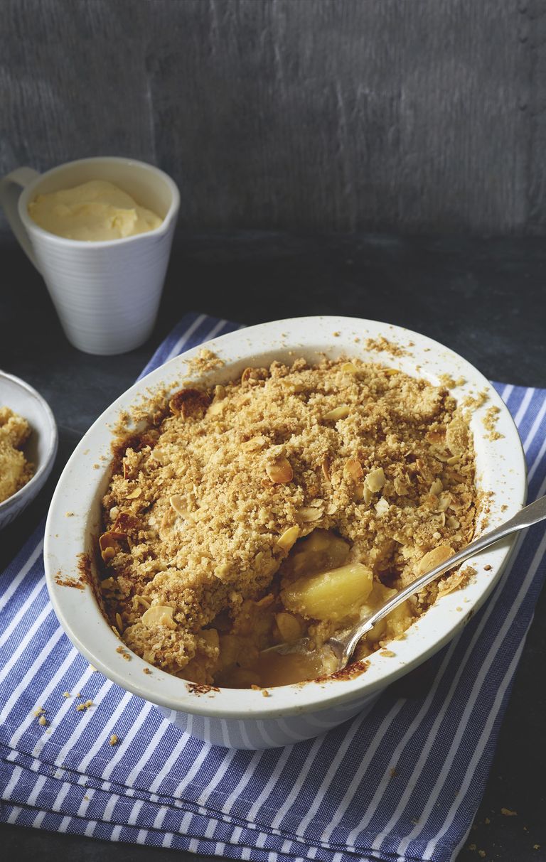 Apple crumble recipe: put this family favourite on your weekend menu ...