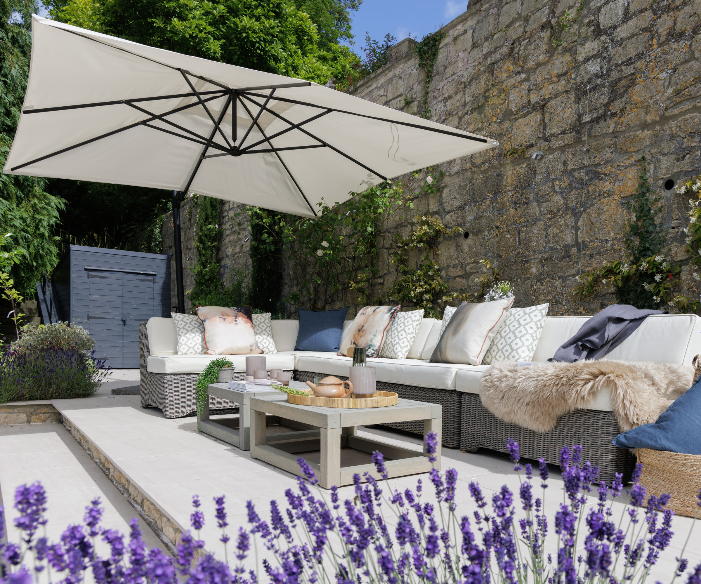 outdoor sectional sofa