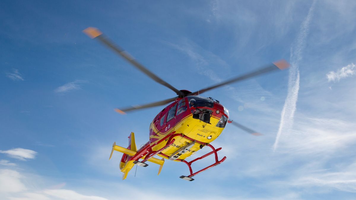 You must learn how to signal a helicopter, say rescuers who saved Colorado hunter