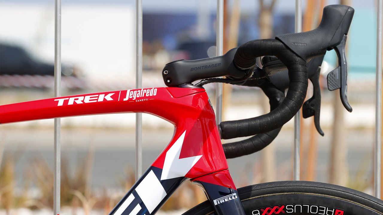 Vincenzo Nibali's Trek &Eacute;monda SLR 9 eTap Disc
