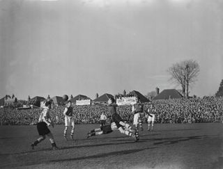 FA Cup Tie 4th Round 1949: Yeovil v Sunderland. (Photo by Daily Mirror/Daily Mirror/Mirrorpix via Getty Images)