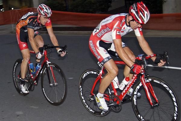 Andy Jacques-Maynes (Bissell Pro Cycling) leads Mark Hekman (Team Mountain Khakis f/b Jittery Joes) in the first threatening break.