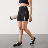Athleta Elation Ultra High-Rise Short