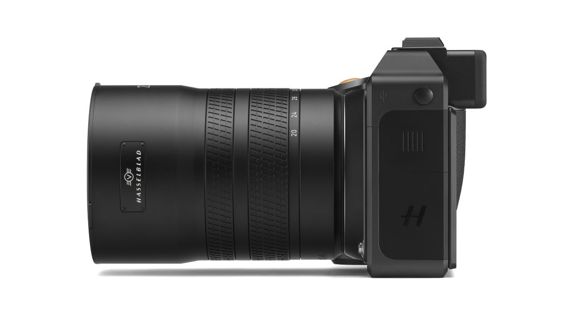 Hasselblad XCD 20-35E lens, mounted to a Hasselblad X2D, against a white background