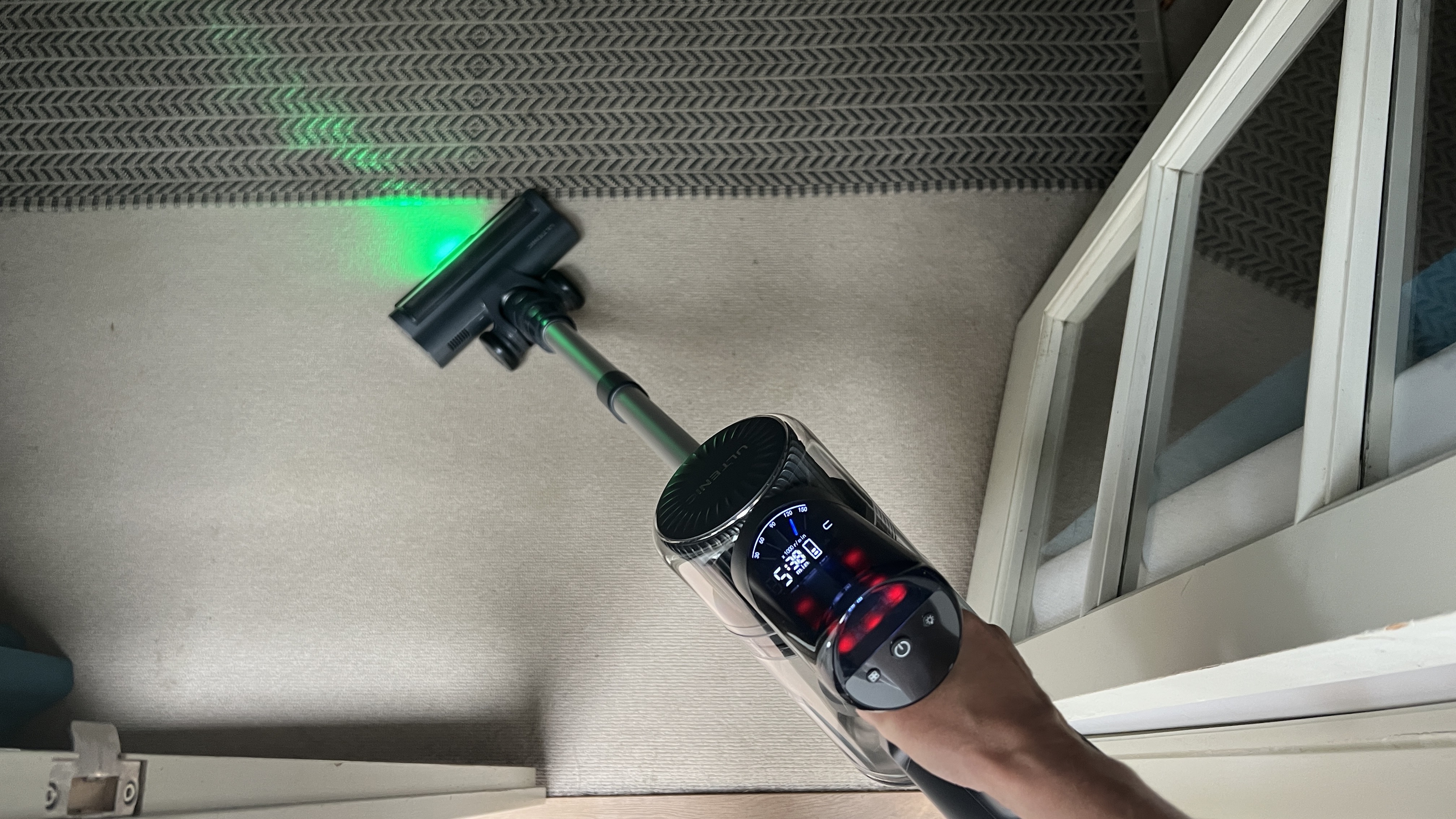 Ultenic U12 Vesla review: a game-changing cordless vacuum cleaner with the  features to match
