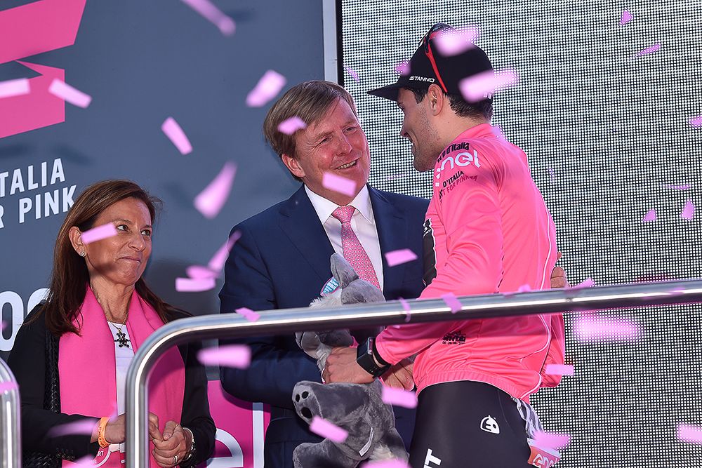 Tom Dumoulin on the podium after winning stage 1 of the 2016 Giro d'Italia