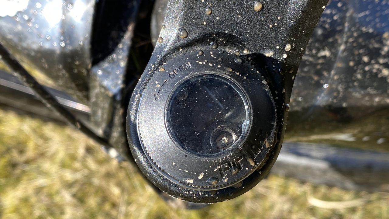 Trek Rail 9.9 Graphic on top tube