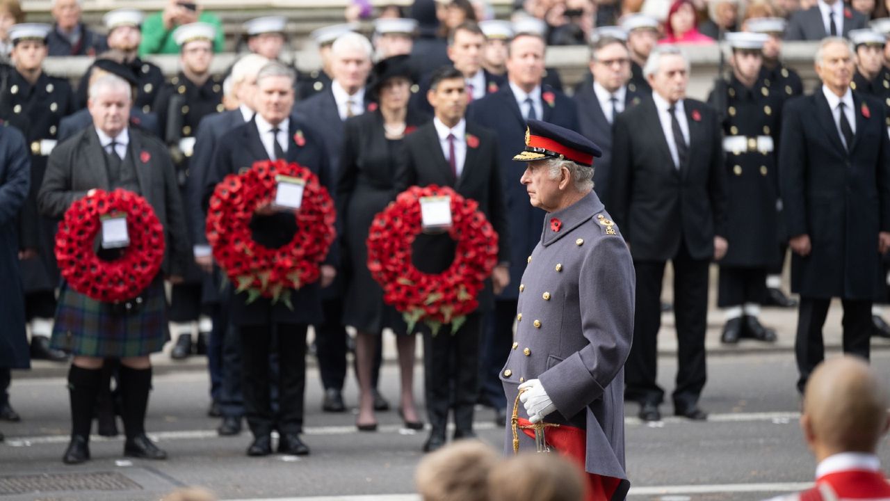 King Charles&#039; subtle reaction at the Remembrance Sunday service at the Cenotaph, revealed the new monarch&#039;s real emotions