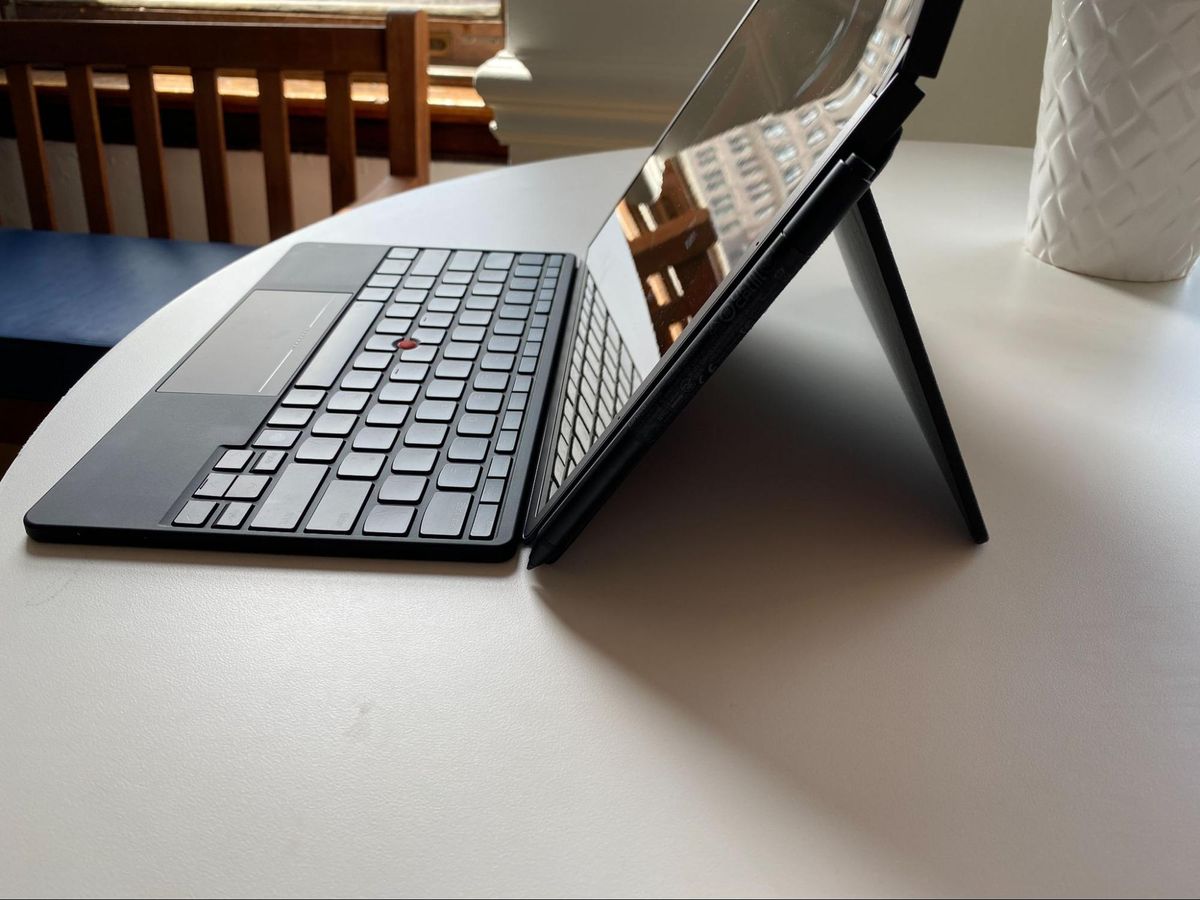 Lenovo's New ThinkPad X1 Fold Goes Bigger | Tom's Hardware