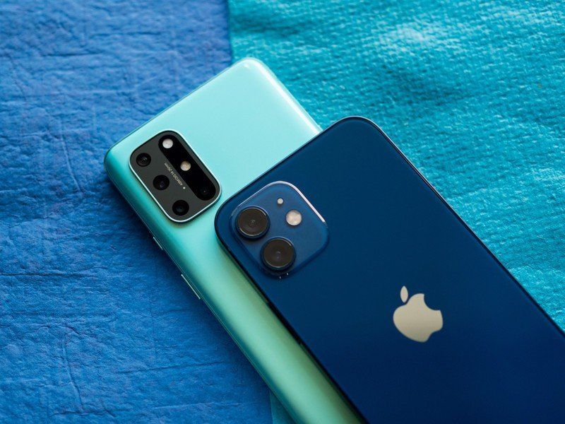 OnePlus 8T vs. iPhone 12