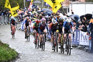 Puck Pieterse leads on the Koppenberg at the Tour of Flanders 2024.