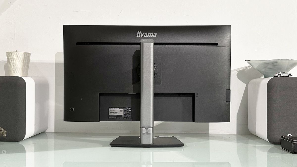 The Iiyama ProGraphic HB3201UHSNP during our testing