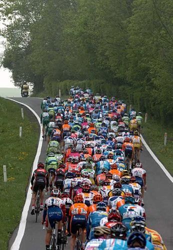 The peloton in the countryside