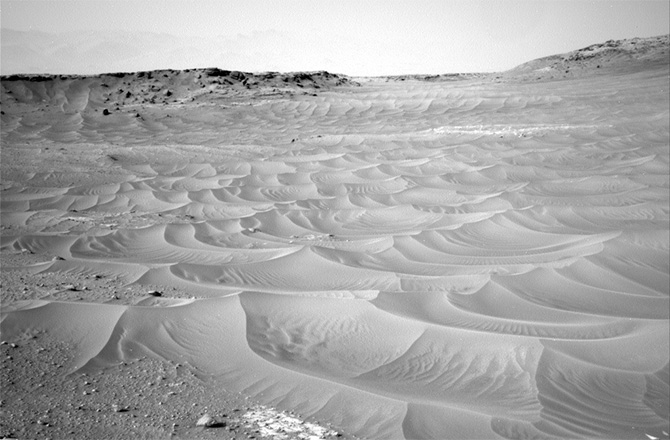 Curiosity at &#039;Pahrump Hills&#039; on Mars