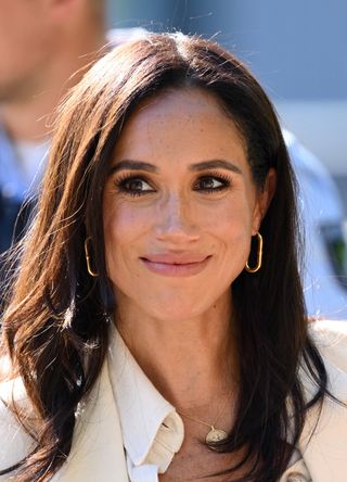 Meghan, Duchess of Sussex attends the cycling medal ceremony at the Cycling Track during day six of the Invictus Games Düsseldorf 2023 on September 15, 2023 in Dusseldorf, Germany