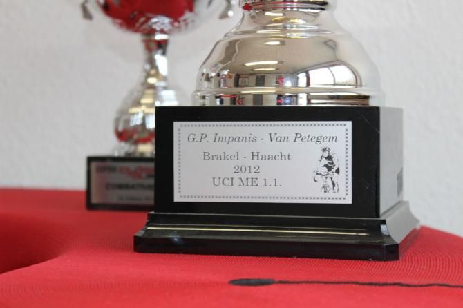Andr&eacute; Greipel's race winner's trophy