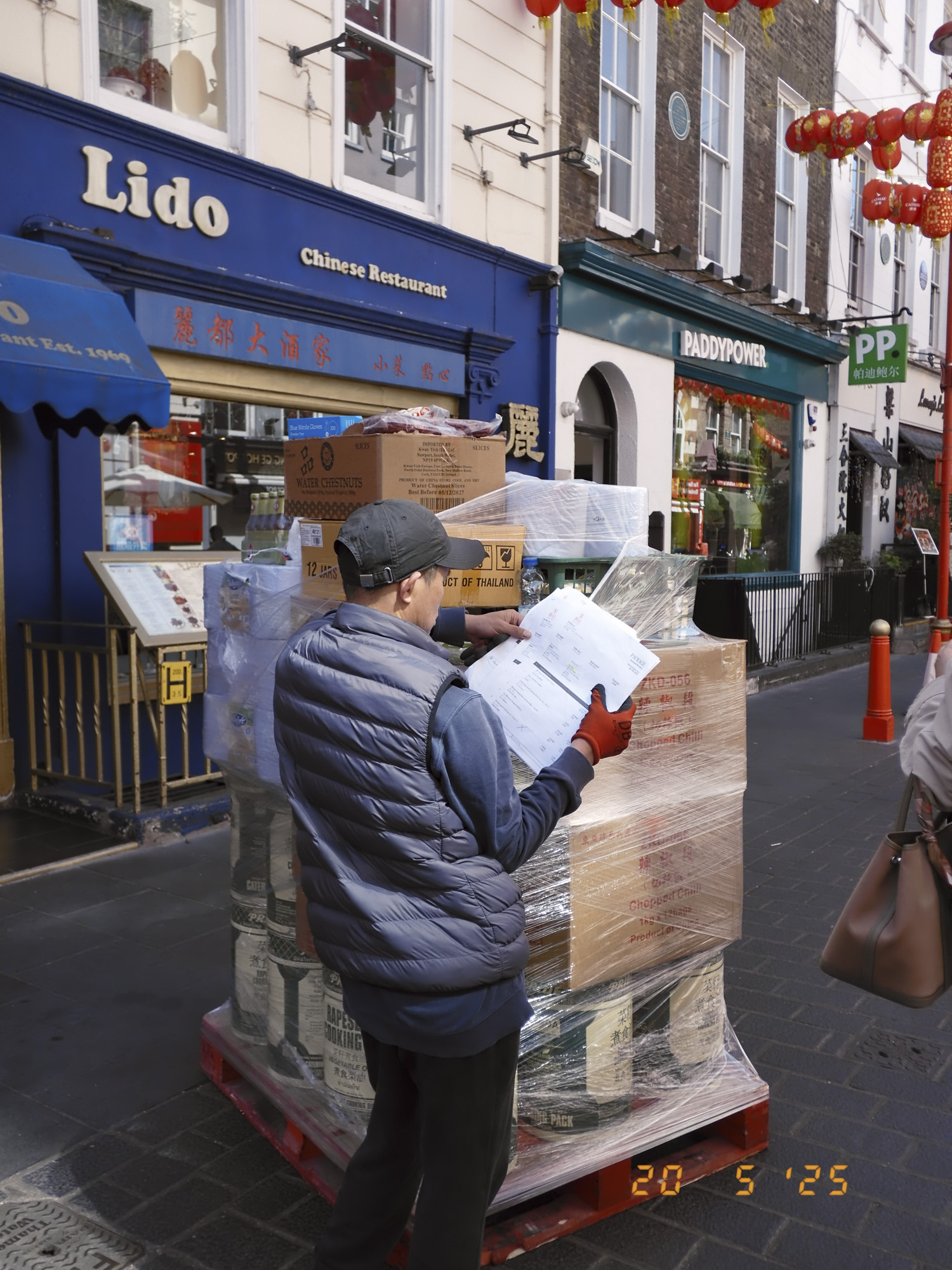 London's china town, street scene