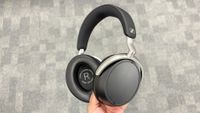 Sennheiser HDB 630 headphones with BT dongle