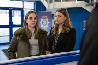 Tracy tells Amy Barlow she is doing the right thing as she goes to the police station in Coronation Street