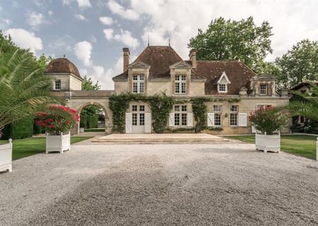 Ch%C3%A2teau-Rauzan-S%C3%A9gla-Margaux-M%C3%A9doc-Tourisme-1.jpg