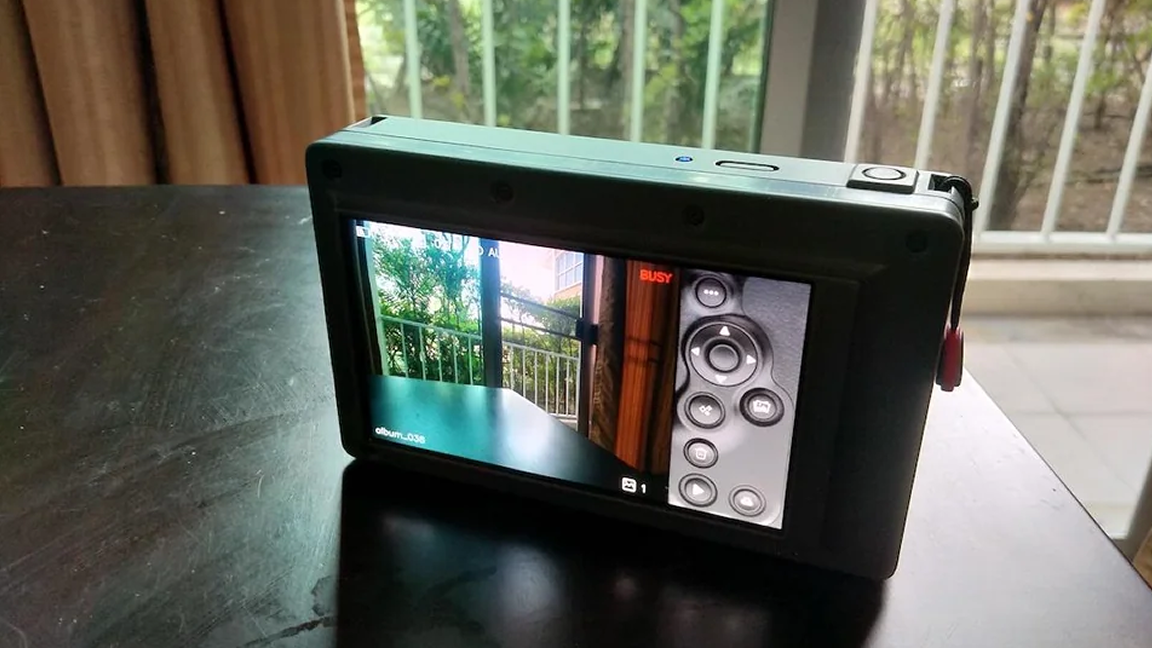 Multiple Raspberry Pi create 'wigglegram' 3D photos using this AI enhanced camera