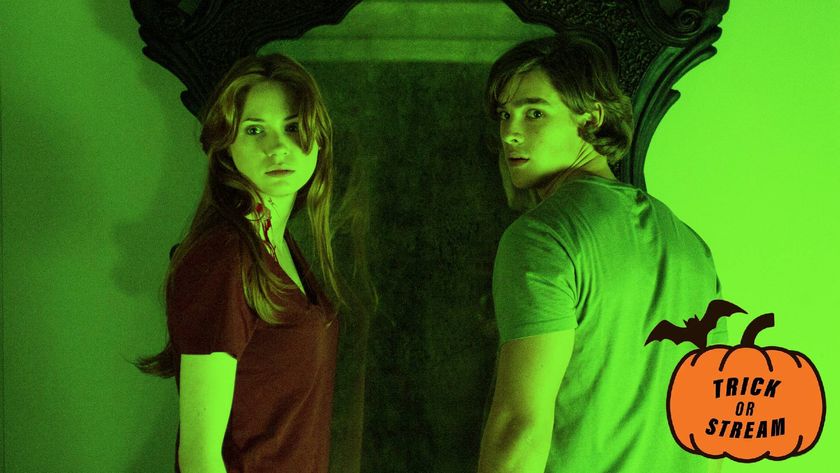 Karen Gillan and Brenton Thwaites in &quot;Oculus&quot; movie (2013)
