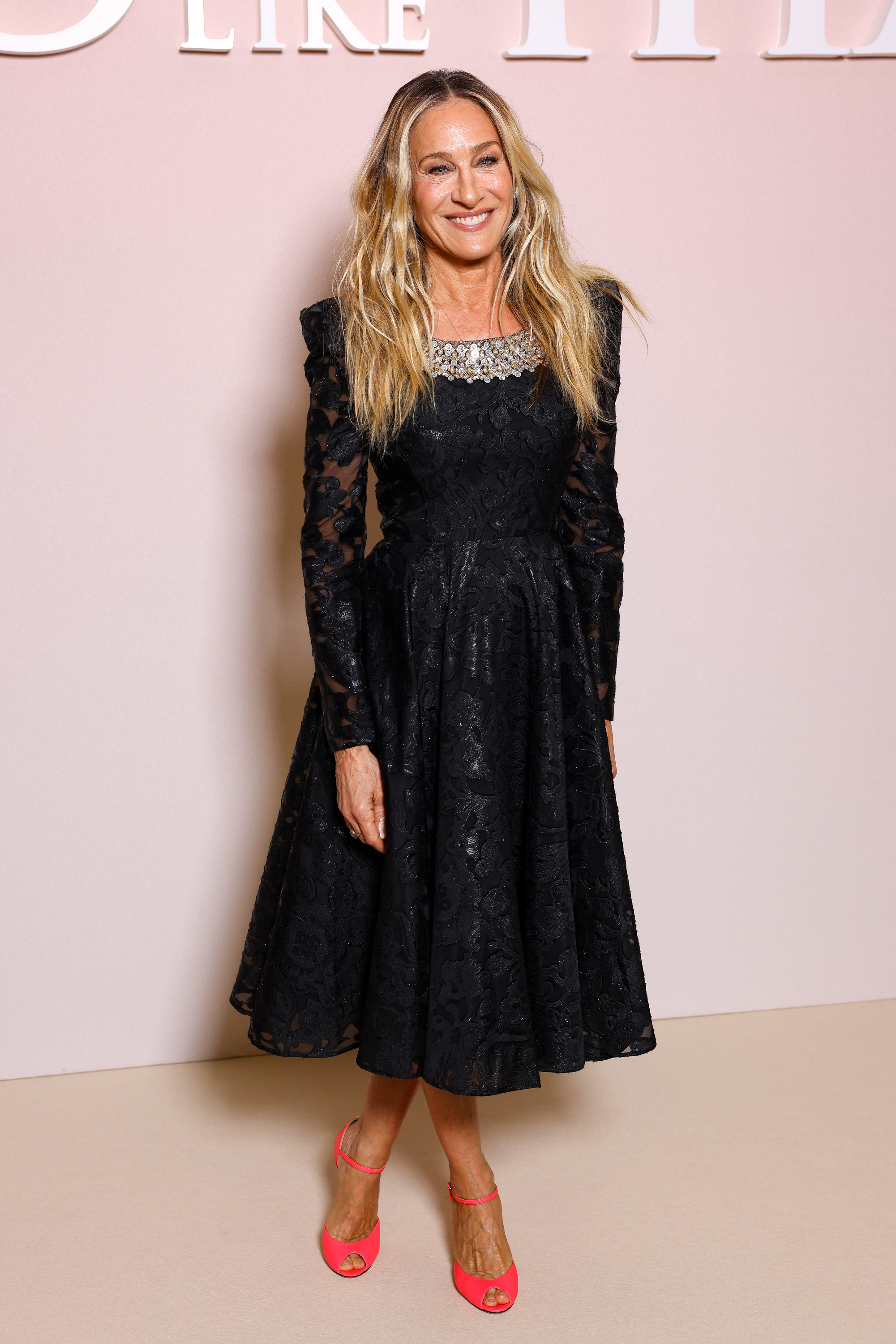 Sarah Jessica Parker attends the "And Just Like That…" Season Three Photocall at Hotel Napoleon on May 29, 2025 in Paris, France.