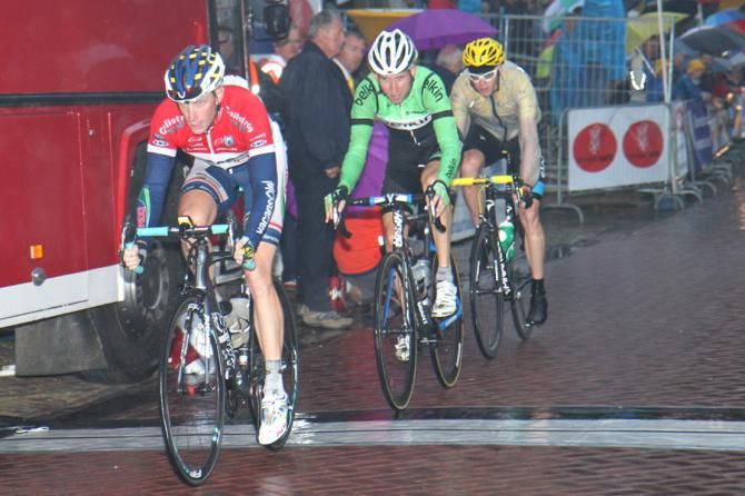 Dutch time trial champion Lieuwe Westra (Vacansoleil-DCM) leads Bauke Mollema (Belkin) and Chris Froome (Sky)