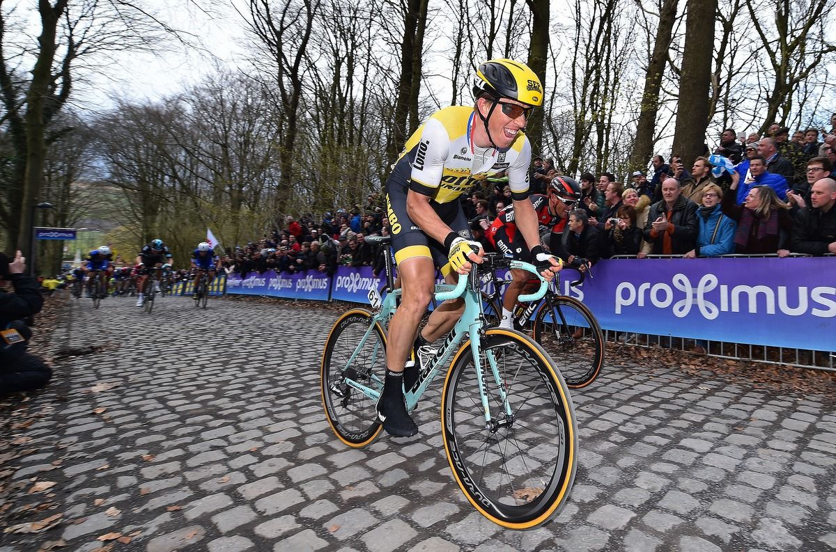 Sep Vanmarcke covering moves on the Kemmelberg