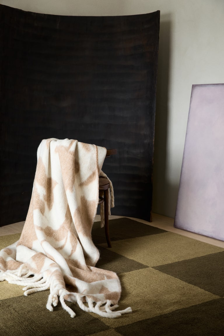 Patterned Wool-Blend Blanket