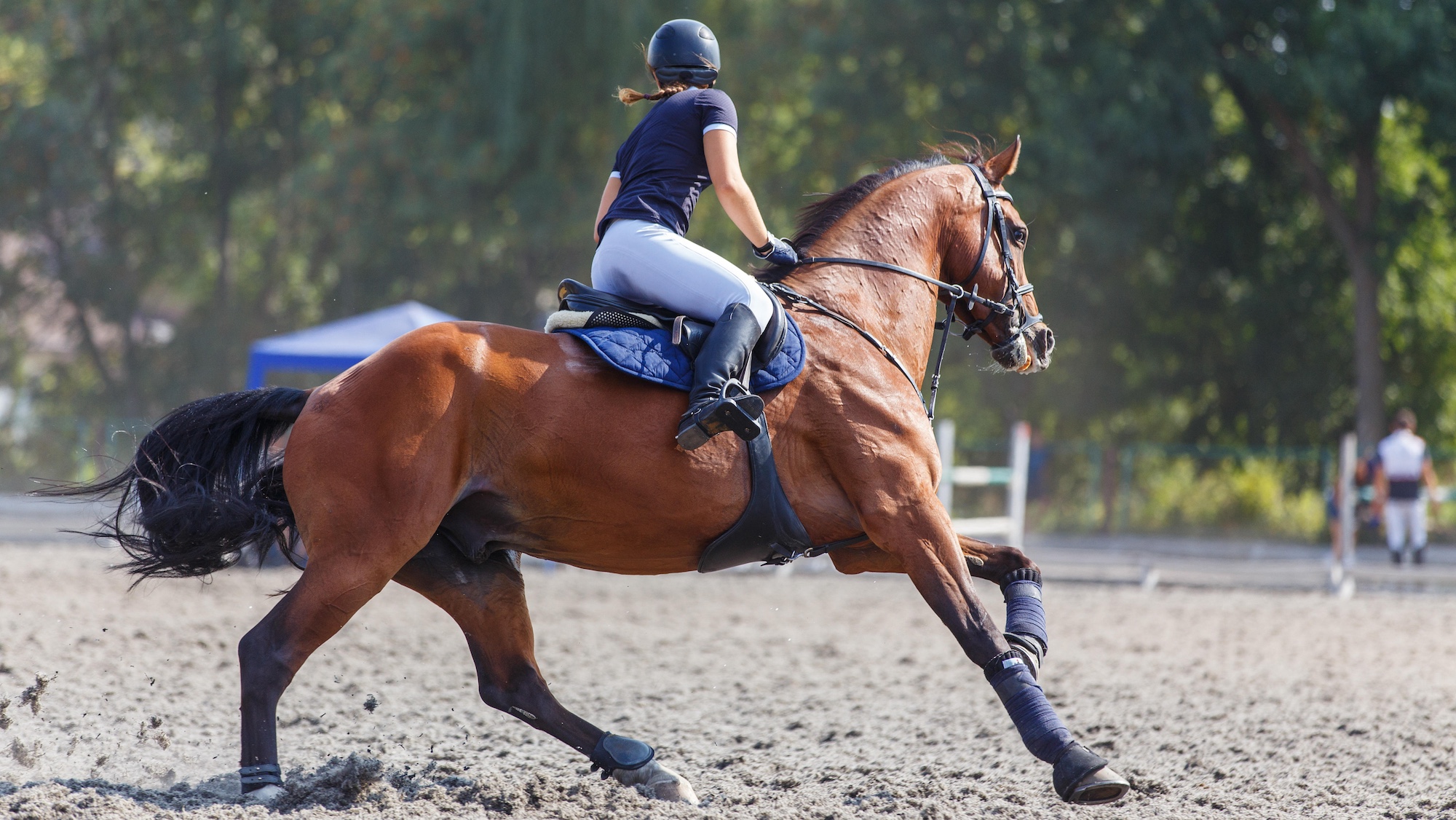 Turning horse: how to ride faster jump-off round