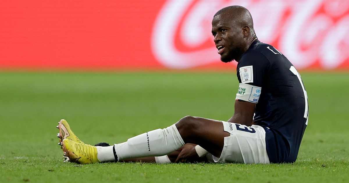 Injury Enner Valencia of Ecuador during the World Cup match between Holland v Ecuador at the Khalifa International Stadium on November 25, 2022 in Doha Qatar