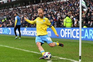 Barry Bannan of Sheffield Wednesday during the Sky Bet League 1 match between Derby County and Sheffield Wednesday at Pride Park, Derby on Saturday 3rd December 2022.
