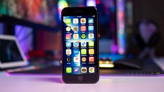 iPhone SE 2022 review