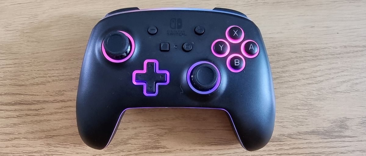 PowerA Enhanced Wireless Controller with Lumectra review - a dazzling ...