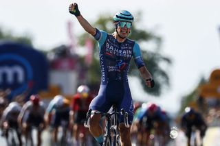 As it happened: Late solo attacker steals victory from the sprinters on stage 12 of the Giro d'Itallia