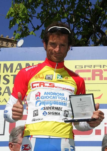Michele Scarponi (Androni Giocattoli) held onto the overall lead for a win in Lombarda.
